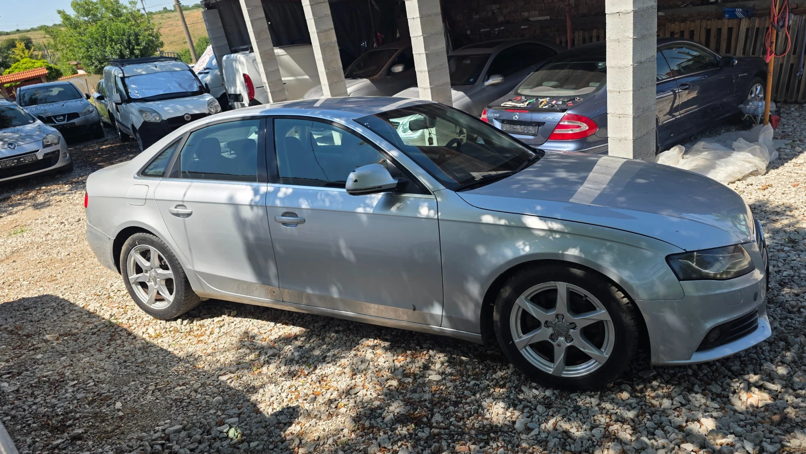 Audi A4 2.0tdi, снимка 14 - Автомобили и джипове - 56087601