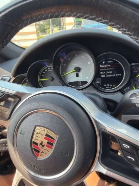 Porsche Cayenne S E Hybrid  CARFAX, снимка 8