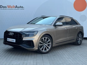 ������ Audi Q8