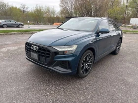 ������ Audi Q8