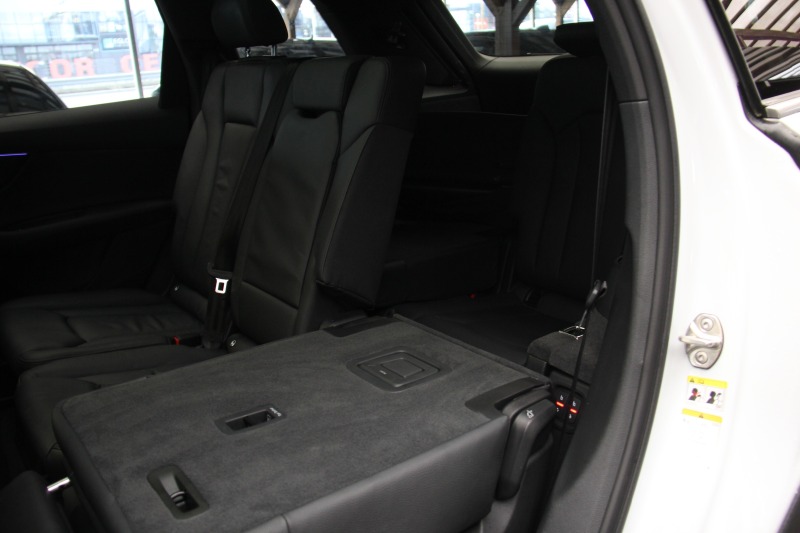 Audi Q7  5г Гаранция/55TFSI/Virtual/Panorama/Kamera/6+1, снимка 9 - Автомобили и джипове - 43391421
