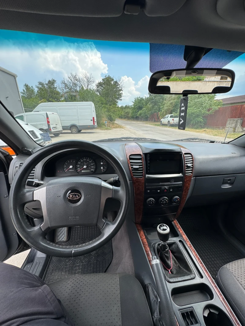 Kia Sorento 2.5 CRDI, снимка 5 - Автомобили и джипове - 52543177