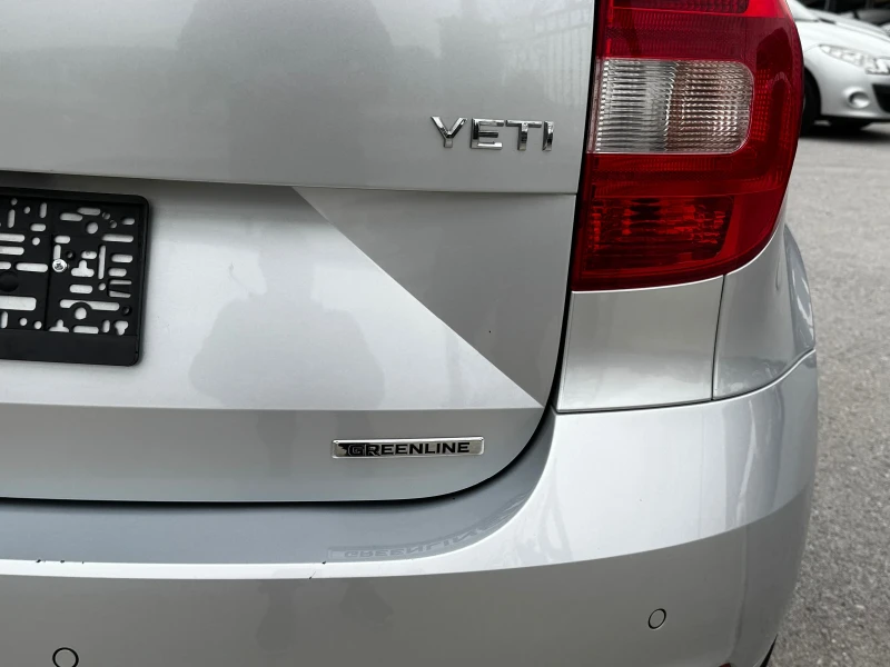Skoda Yeti 1.6TDI GREENLINE ИТАЛИЯ, снимка 12 - Автомобили и джипове - 52056896