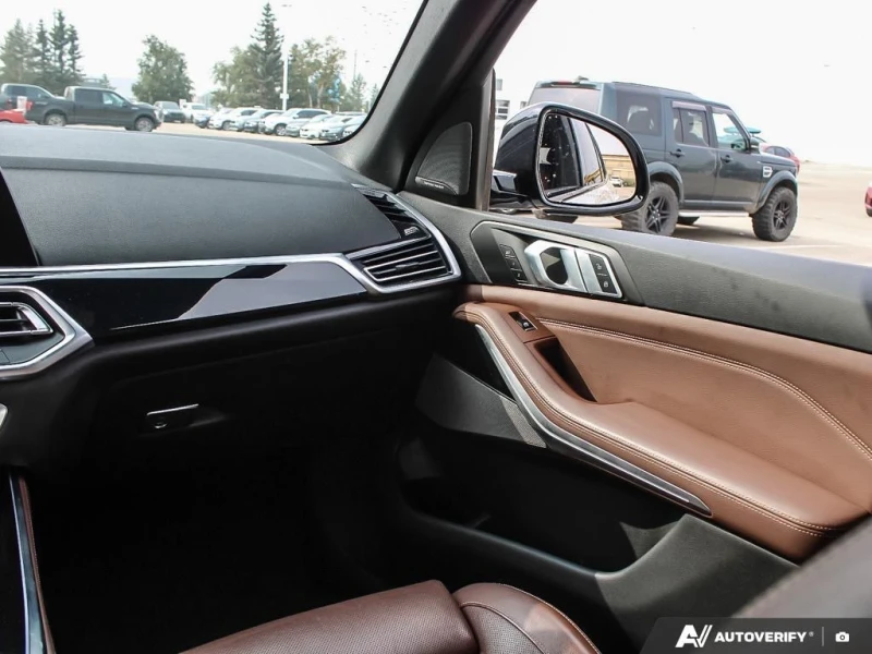 BMW X5 40i / M-PACK/ X-drive / Laser/ FULL MAX / В БГ ! , снимка 5 - Автомобили и джипове - 52484992