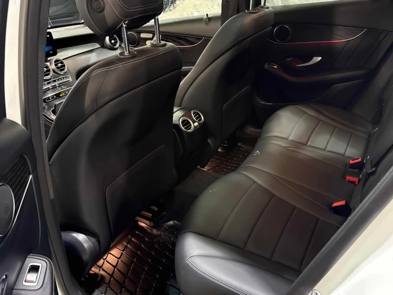 Mercedes-Benz GLC 300  CARFAX, снимка 12 - Автомобили и джипове - 53304277