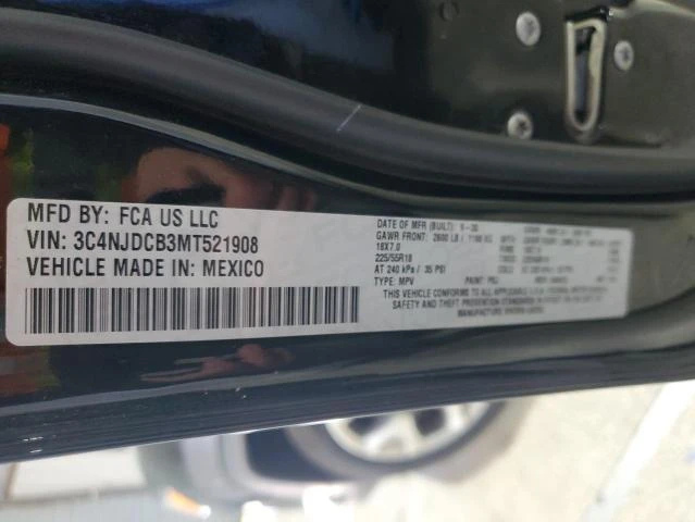 Jeep Compass 2.4L 4 4x4 w/Front Whl Drv, снимка 6 - Автомобили и джипове - 53036895