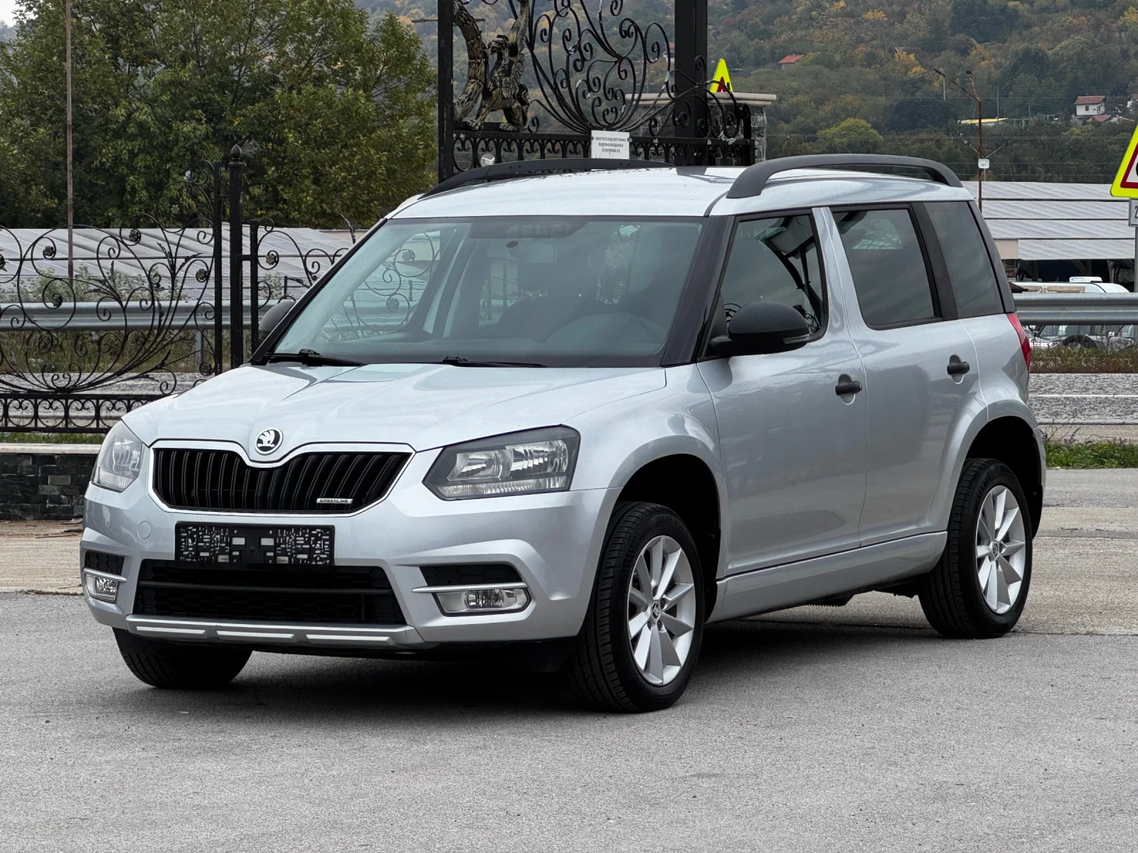 Skoda Yeti 1.6TDI GREENLINE ИТАЛИЯ, снимка 1