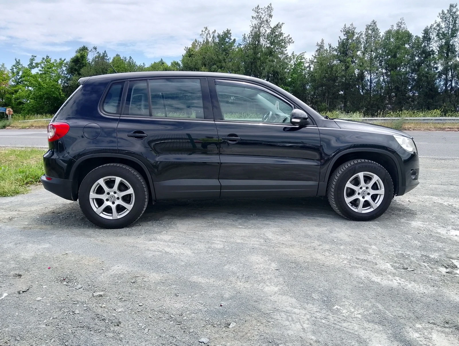 VW Tiguan 2.0TDI 4x4 - изображение 6