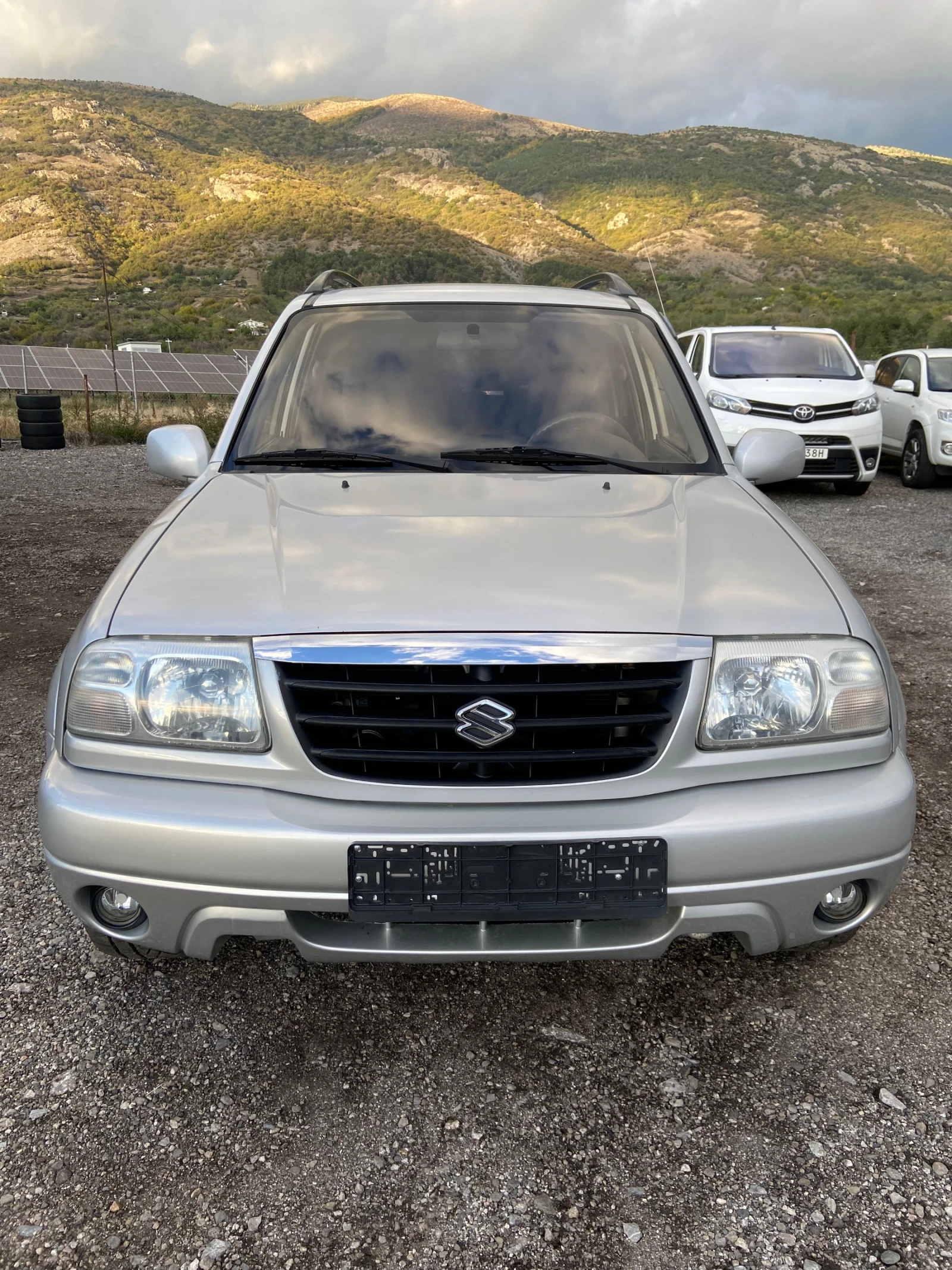 Suzuki Grand vitara 2.0 ГЪРЦИЯ 195000 км - изображение 2