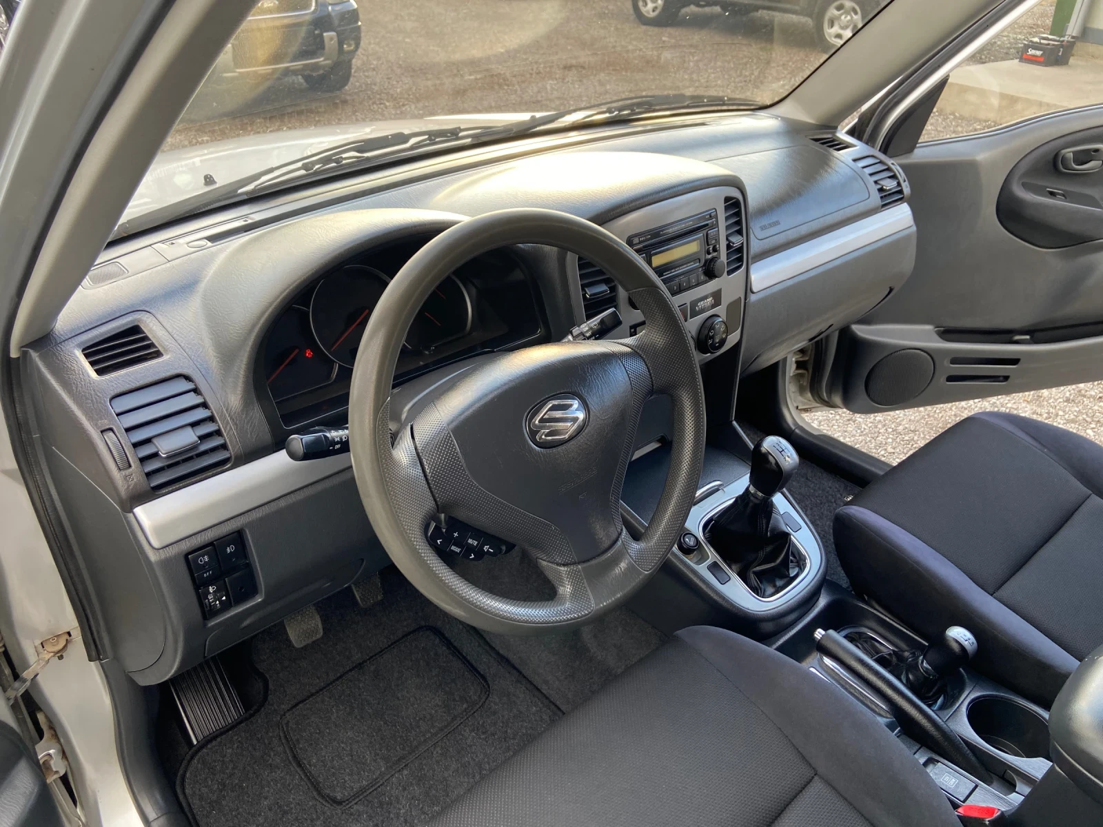 Suzuki Grand vitara 2.0 ГЪРЦИЯ 195000 км - изображение 10