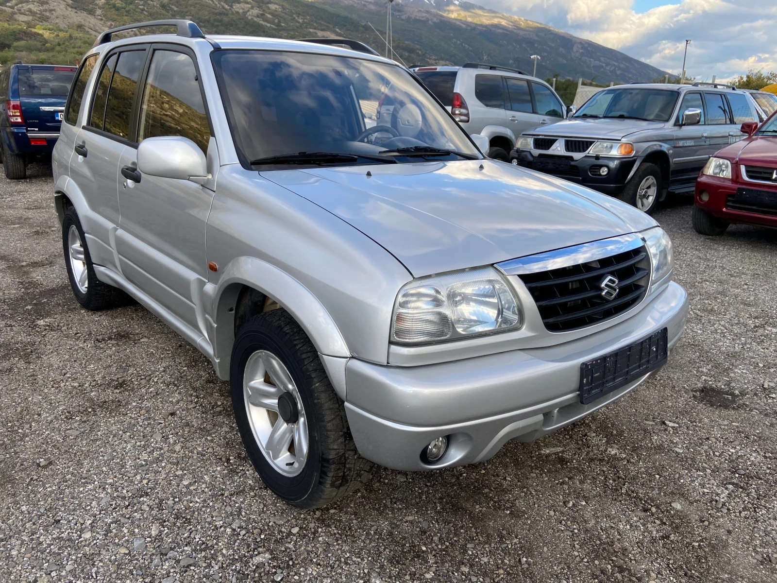 Suzuki Grand vitara 2.0 ГЪРЦИЯ 195000 км - изображение 3