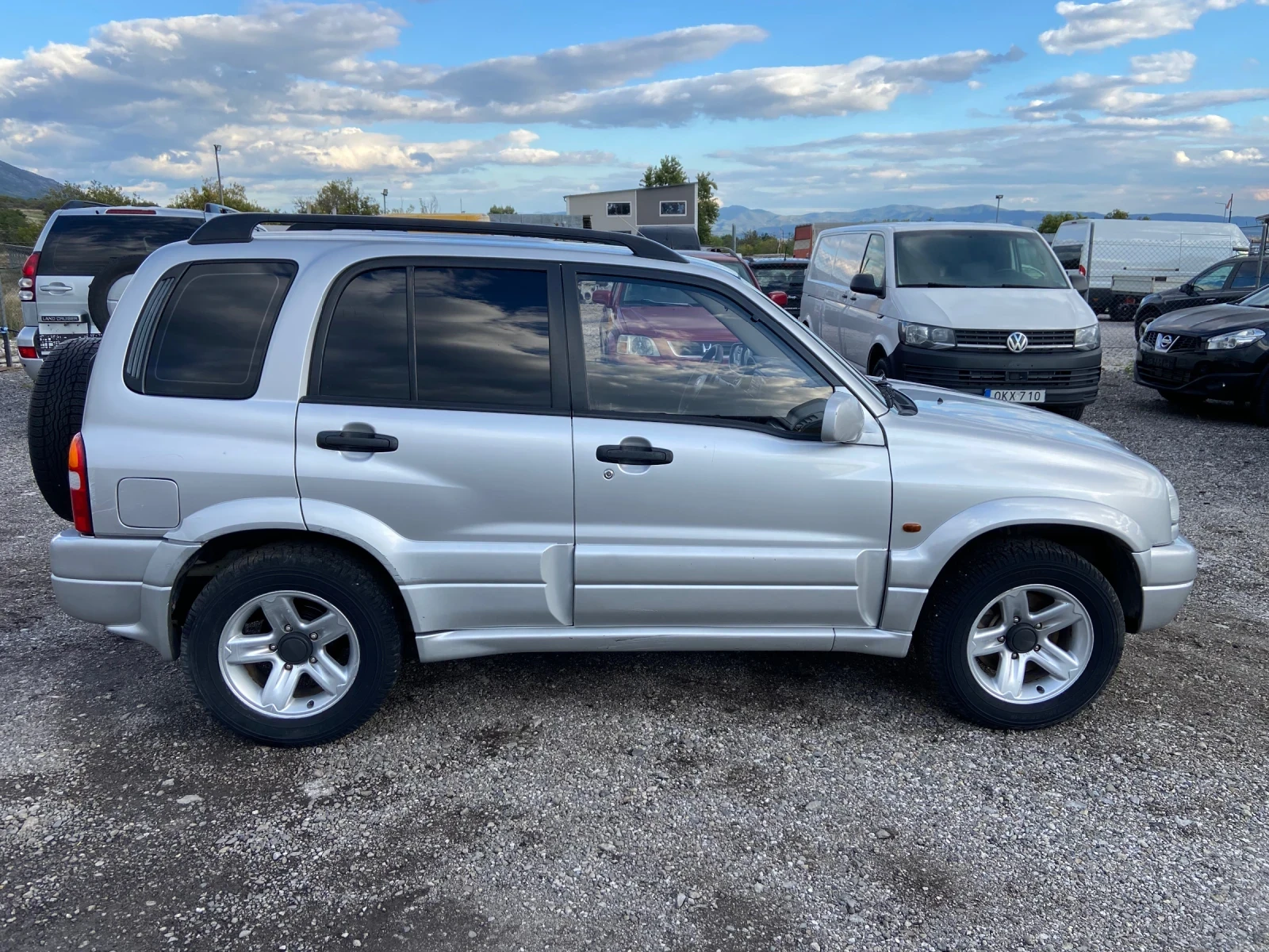 Suzuki Grand vitara 2.0 ГЪРЦИЯ 195000 км - изображение 4