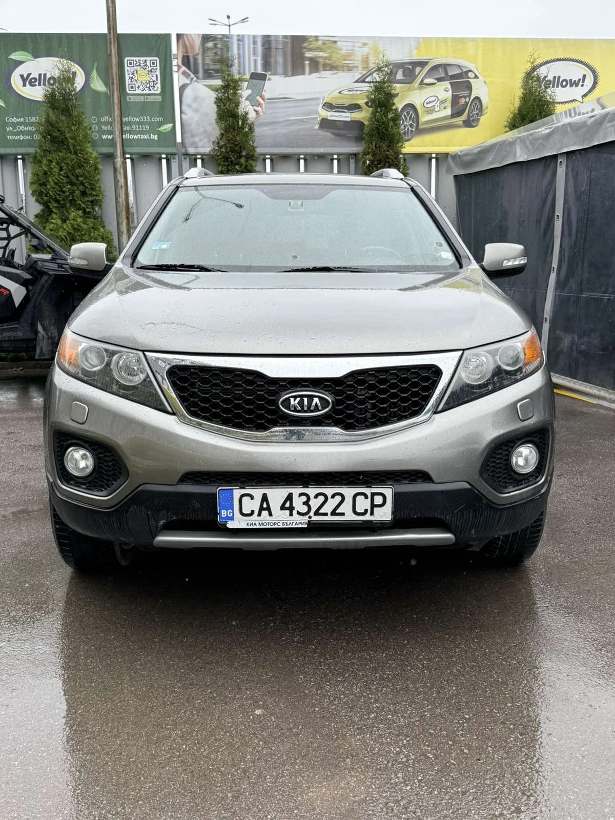 Kia Sorento 2.2 CRDI, снимка 3 - Автомобили и джипове - 54076504