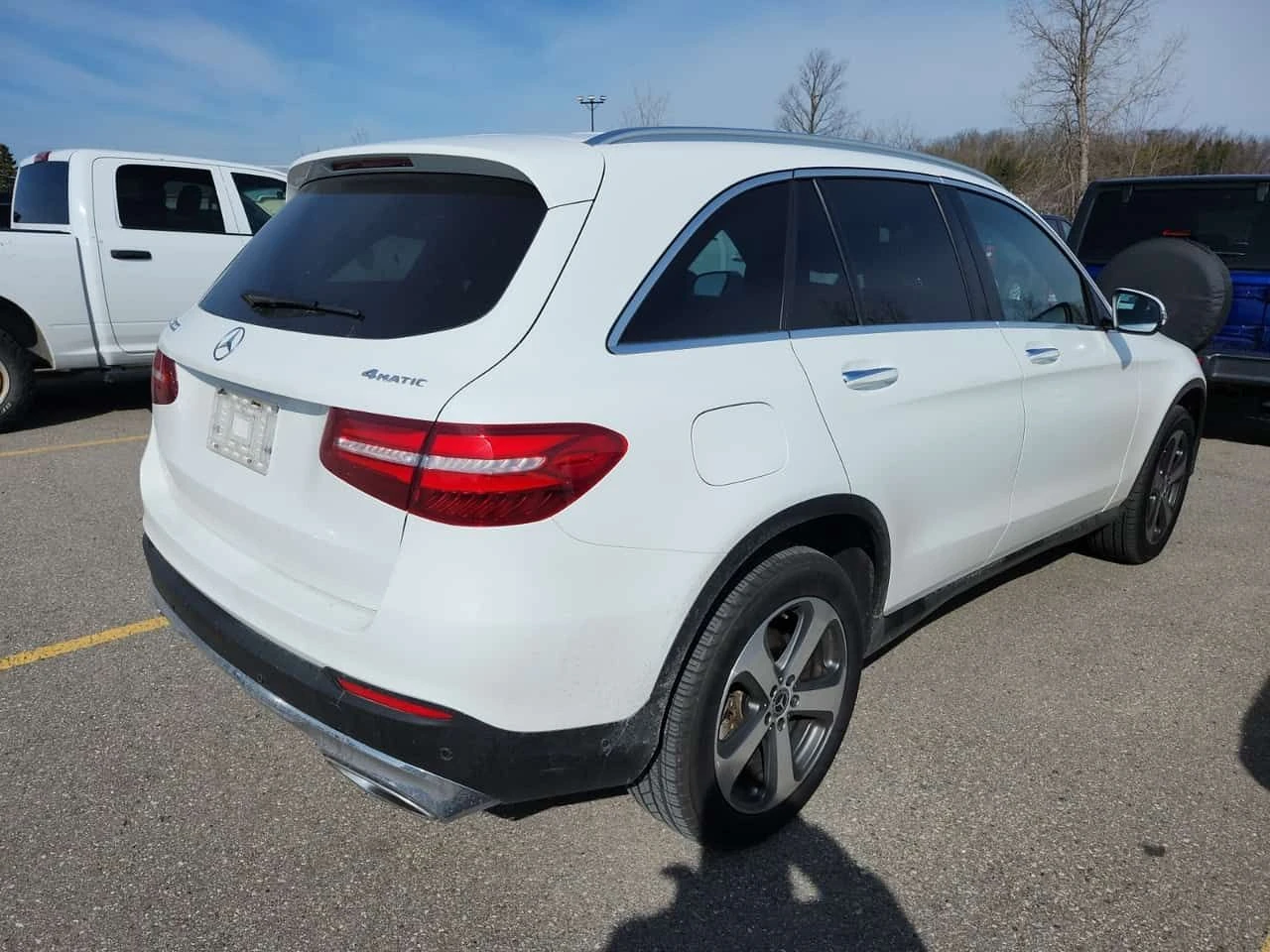 Mercedes-Benz GLC 300 * CARFAX * 2 КЛЮЧА * ПАНОРАМА * ПОДГРЕВИ * , снимка 2 - Автомобили и джипове - 54363951