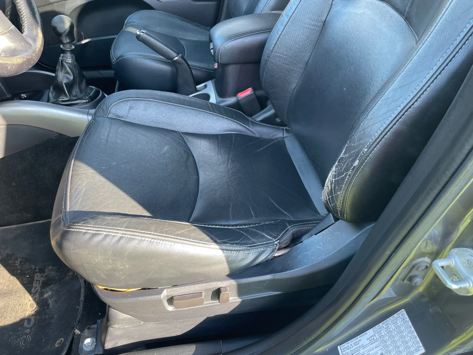 Citroen C-Crosser 2.2HDI, снимка 7 - Автомобили и джипове - 54585644