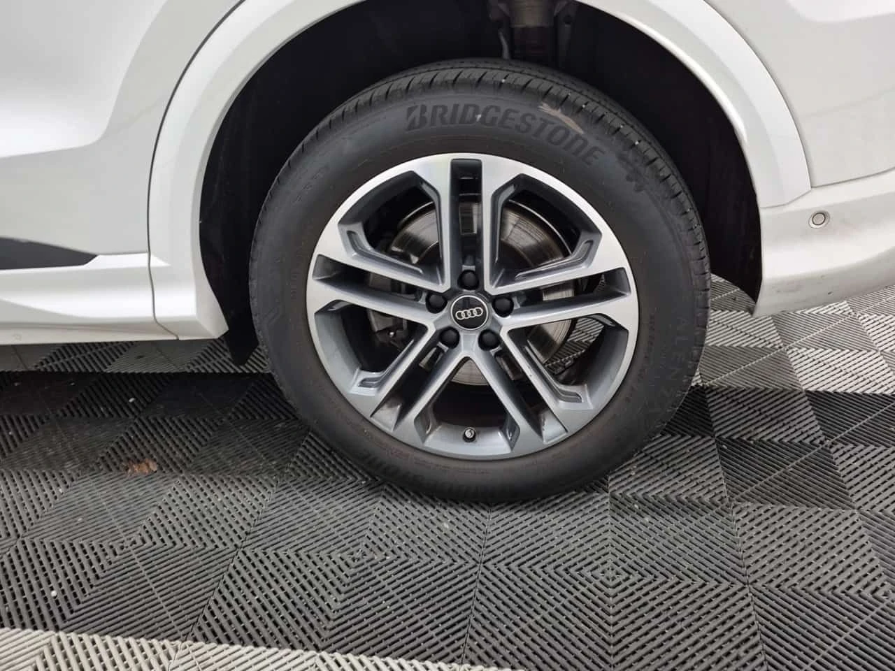 Audi Q5 * 2.0 TFSI quattro * АВТОКРЕДИТ* , снимка 15 - Автомобили и джипове - 54986214