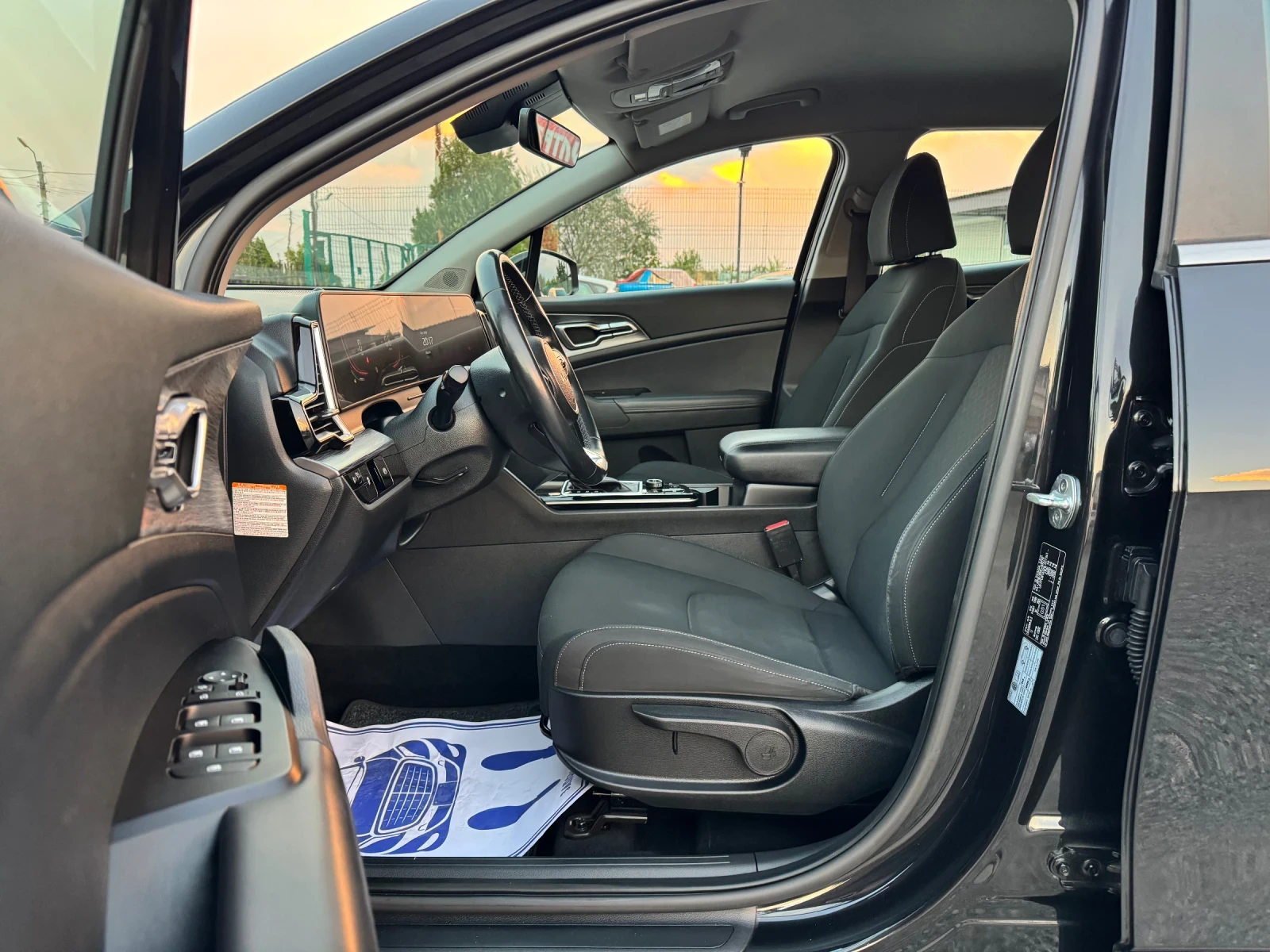 Kia Sportage 1.6d MildHybrid!! Digital cockpit!! Led!! , снимка 11 - Автомобили и джипове - 55867802