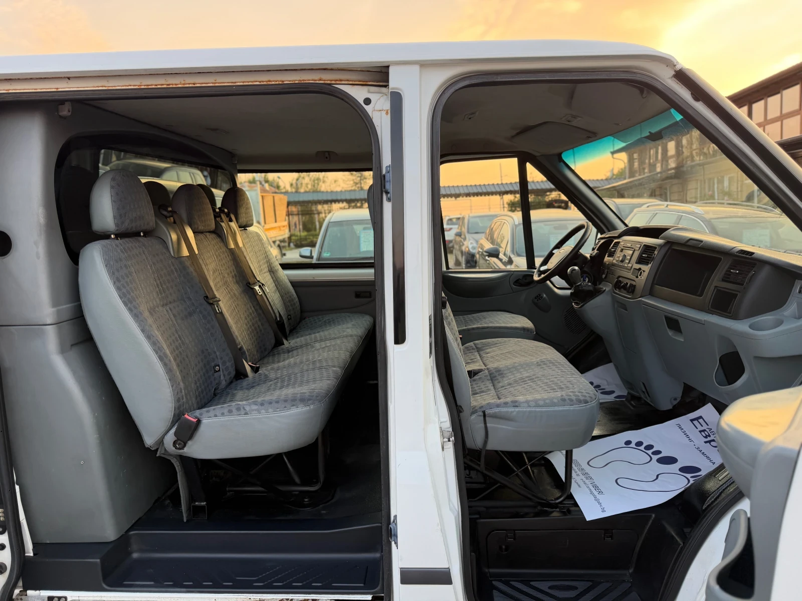 Ford Transit 2.2CDTI 110кс КЛИМАТИК , снимка 12 - Бусове и автобуси - 55721645