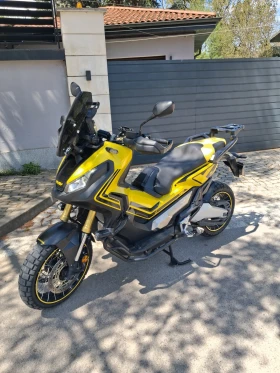 ������ Honda X-ADV