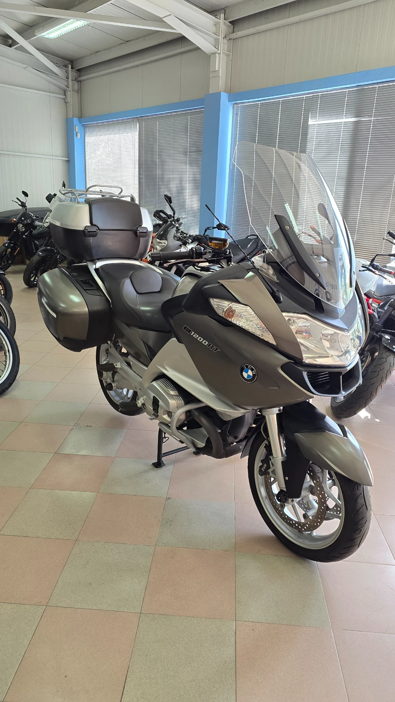 BMW R 1200 RT ESA ! Лизинг !, снимка 3 - Мотоциклети и мототехника - 55446806