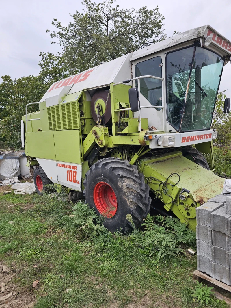 Комбайн Claas 108 sl, снимка 1 - Селскостопанска техника - 47421878