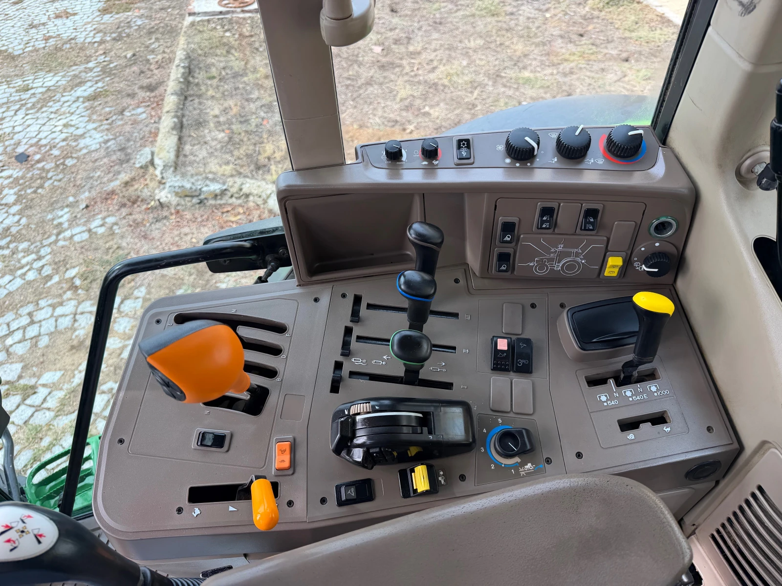 ������� John Deere 6115M POWER QUAD � ����� ������� ������ | Mobile.bg � ����������� 14