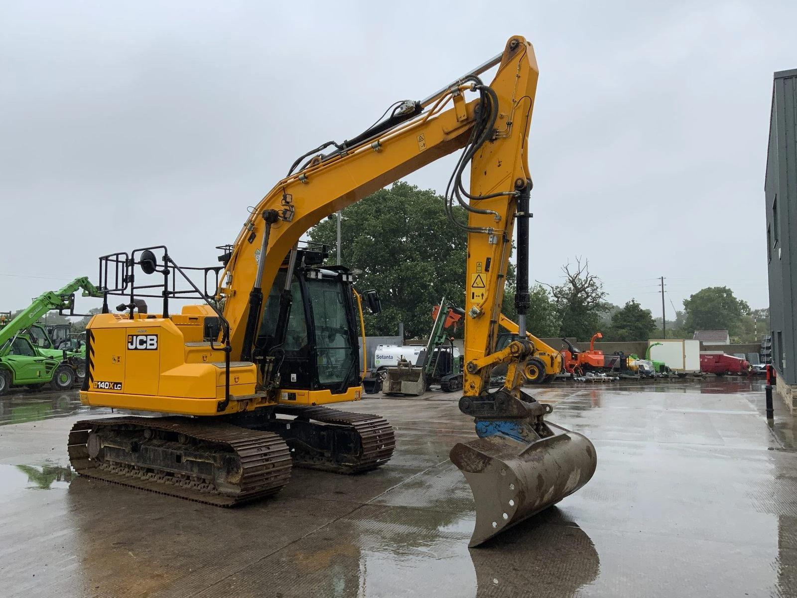 Багер JCB 140X LC