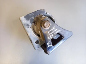 Тампон скорости преден Тойота Рав4 2.2д (н)