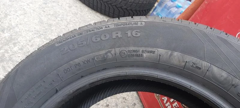 Гуми Летни 205/60R16, снимка 5 - Гуми и джанти - 33740941