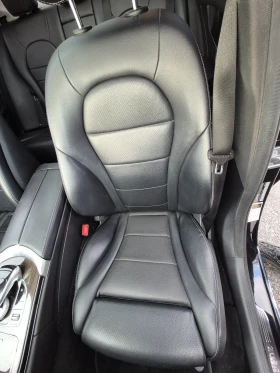 Mercedes-Benz C 300 4 MATIC, снимка 9