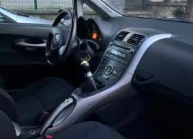 Toyota Auris 1.6, снимка 5