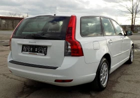 Volvo V50 1.8i/125к./FACELIFT/КОЖА/КЛИМАТРОНИК - 3750 € / 7334.36 лв. - 99368862 4