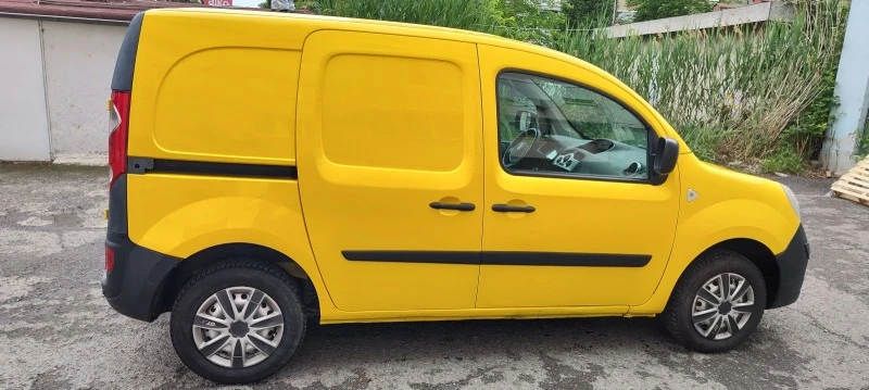 Renault Kangoo 1.5DCI, снимка 12 - Автомобили и джипове - 44037023