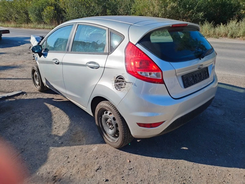 Ford Fiesta 1.2, снимка 3 - Автомобили и джипове - 42161272