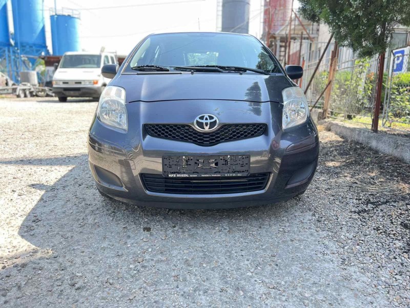 Toyota Yaris, снимка 3 - Автомобили и джипове - 45671125
