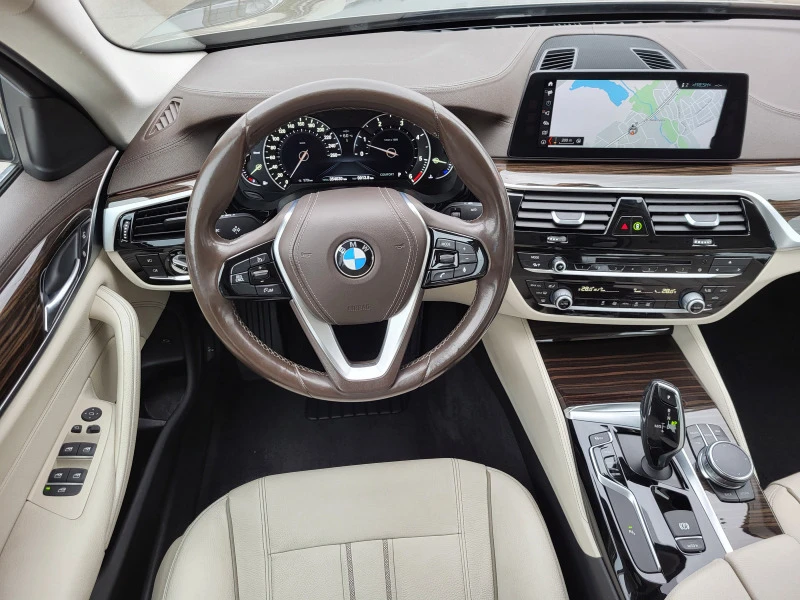 BMW 530 X-DRIVE 265 KC LUXURY LINE СМЕНЕН НОВ МОТОР !!!, снимка 12 - Автомобили и джипове - 44306326