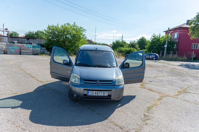 Citroen Berlingo 1.6, снимка 4 - Автомобили и джипове - 47447993