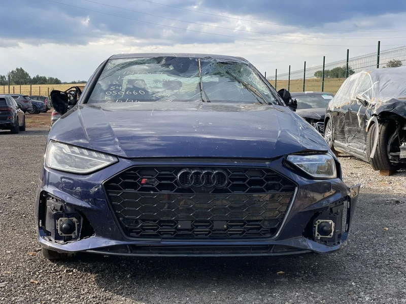 Audi S4 НАЛИЧЕН В СОФИЯ, снимка 8 - Автомобили и джипове - 47318409