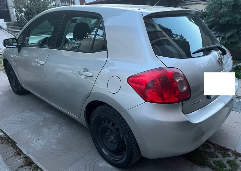 Toyota Auris 1.6, снимка 3 - Автомобили и джипове - 48174799