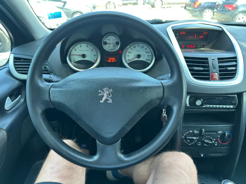 Peugeot 207 1.4-73.коня, снимка 5 - Автомобили и джипове - 50696324