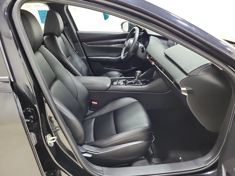 Mazda 3 GS * * CARFAX * * АВТО КРЕДИТ * * , снимка 8 - Автомобили и джипове - 52370733