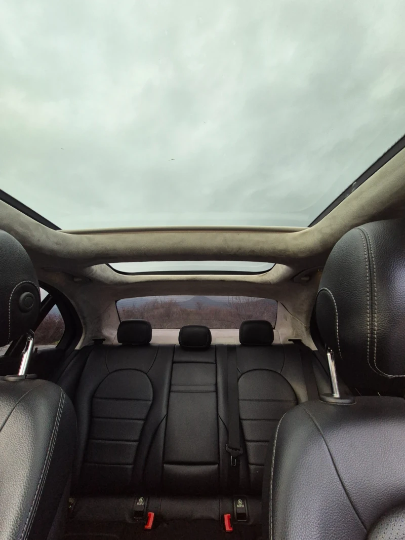 Mercedes-Benz C 300 4 MATIC, снимка 10 - Автомобили и джипове - 53180022