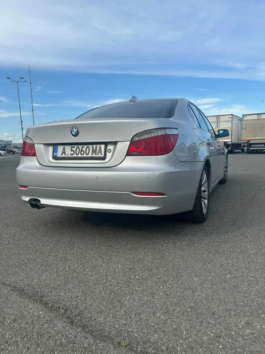 BMW 530E, снимка 2 - Автомобили и джипове - 48881177