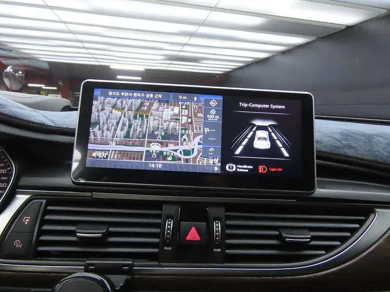 Audi A6, снимка 14 - Автомобили и джипове - 52604230