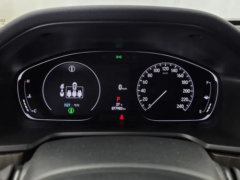 Honda Accord 10Th Generation 1.5 Turbo, снимка 8 - Автомобили и джипове - 54929352