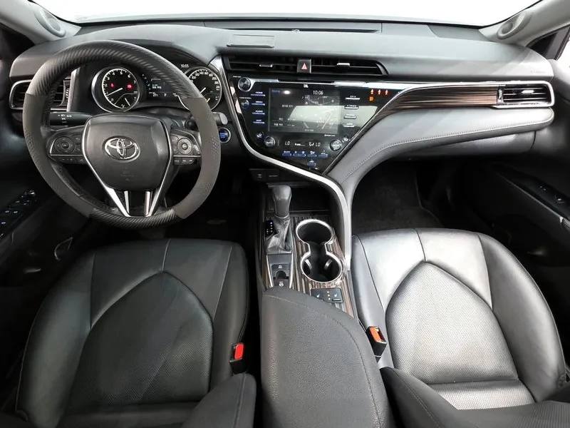 Toyota Camry 2.5, снимка 7 - Автомобили и джипове - 55047474