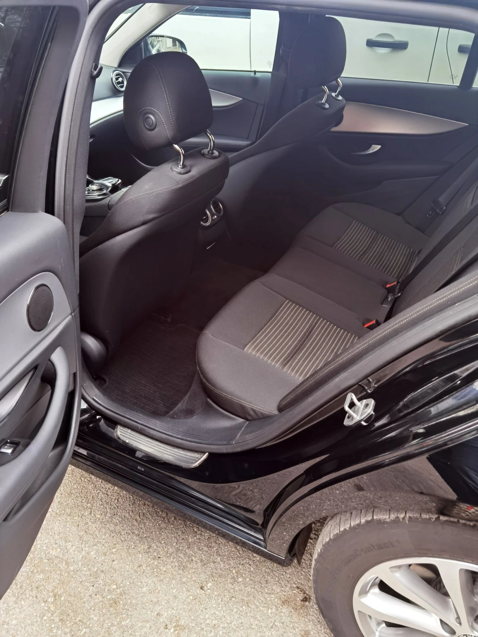 Mercedes-Benz E 200 9 G-TRONIC  - изображение 10