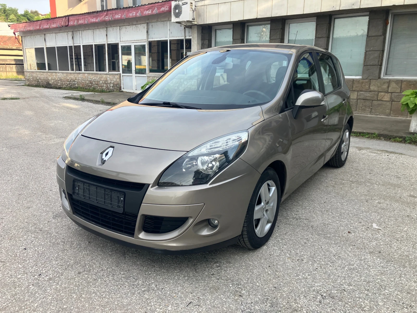 Renault Scenic X-mod 1.5dci , снимка 15 - Автомобили и джипове - 50488117