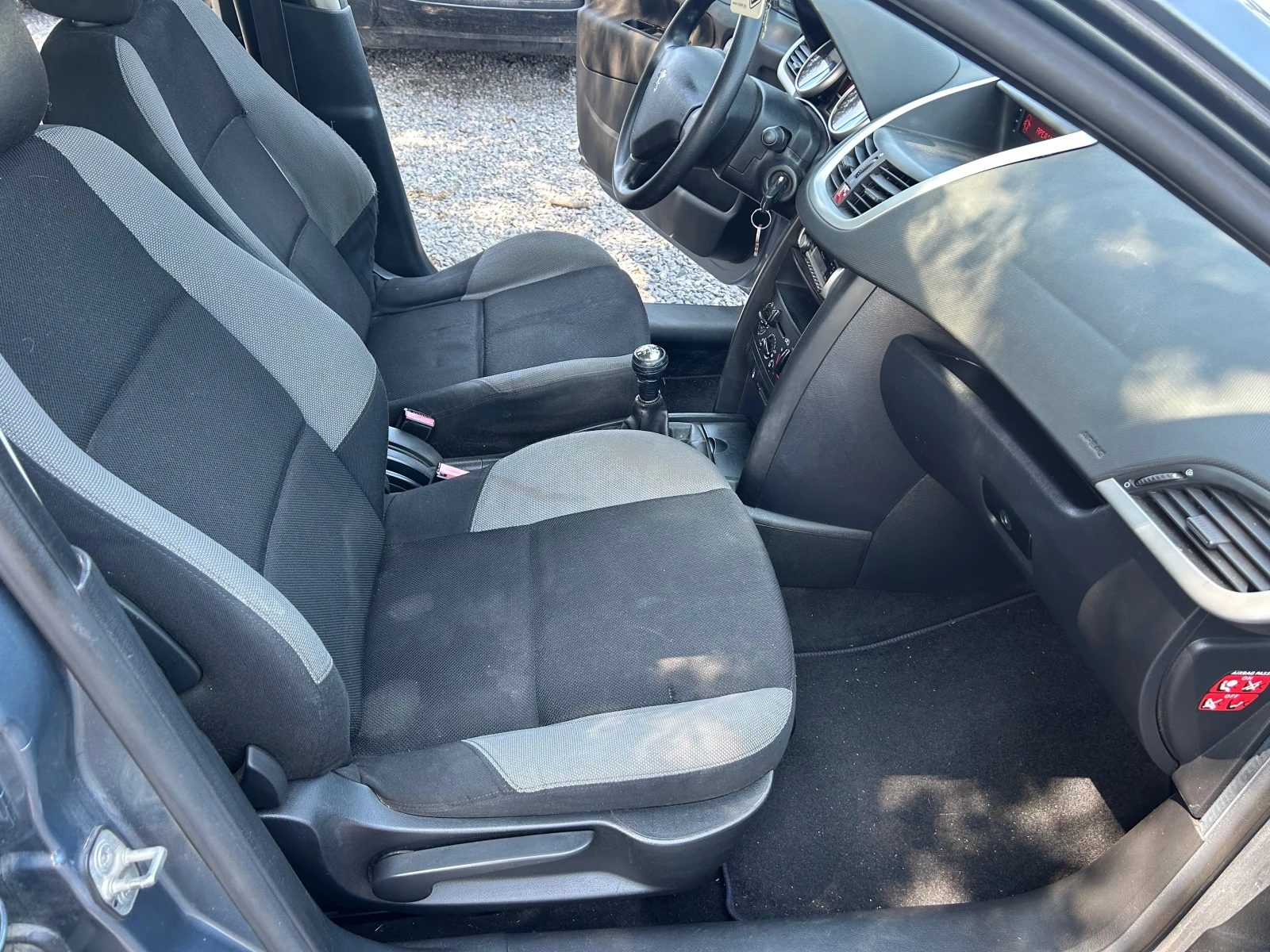 Peugeot 207 1.4-73.коня - изображение 9