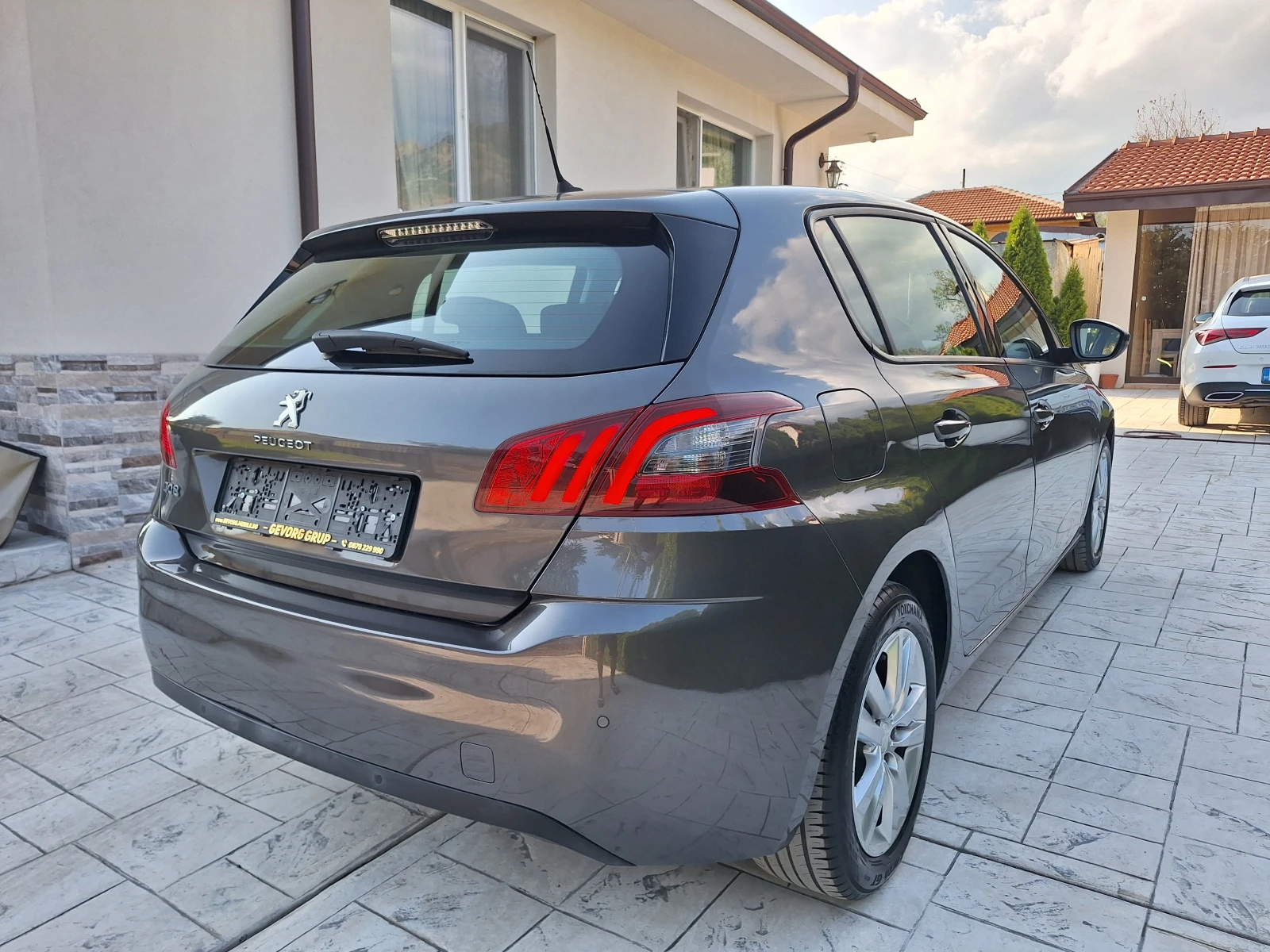 Peugeot 308 1.5 HDI KATO HOBA - изображение 5